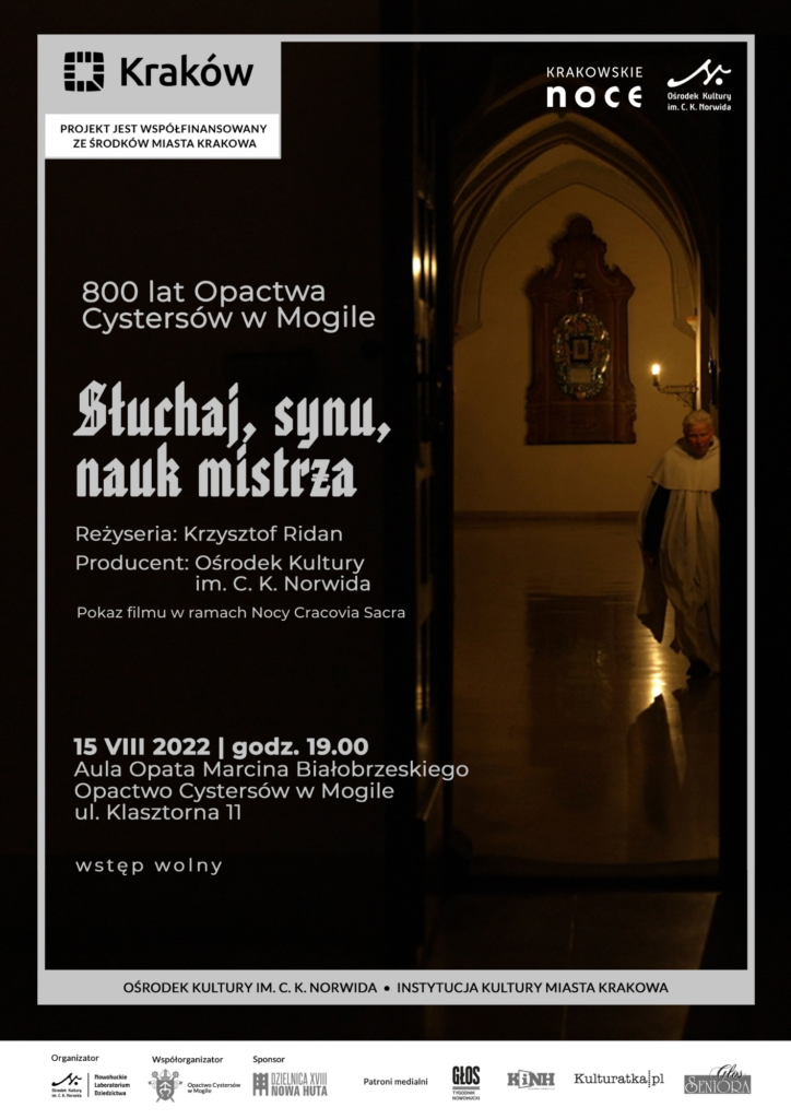 Cracovia Sacra plakat Przyciemniona fotografia przedstawiająca mnicha przechodzącego przez korytarz klasztorny. Krakowia sakra. Słuchaj synu nauk mistrza.